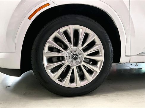 Used 2020 Hyundai Palisade Limited image 8