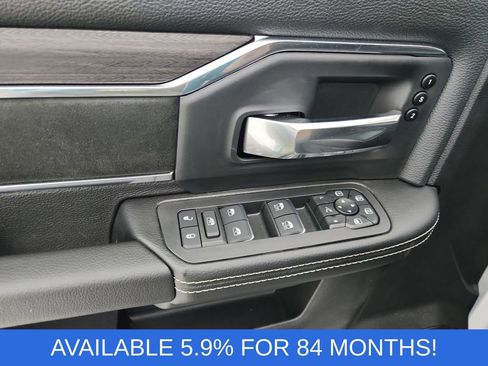 New 2026 RAM 2500 Laramie AWD/4WD image 12