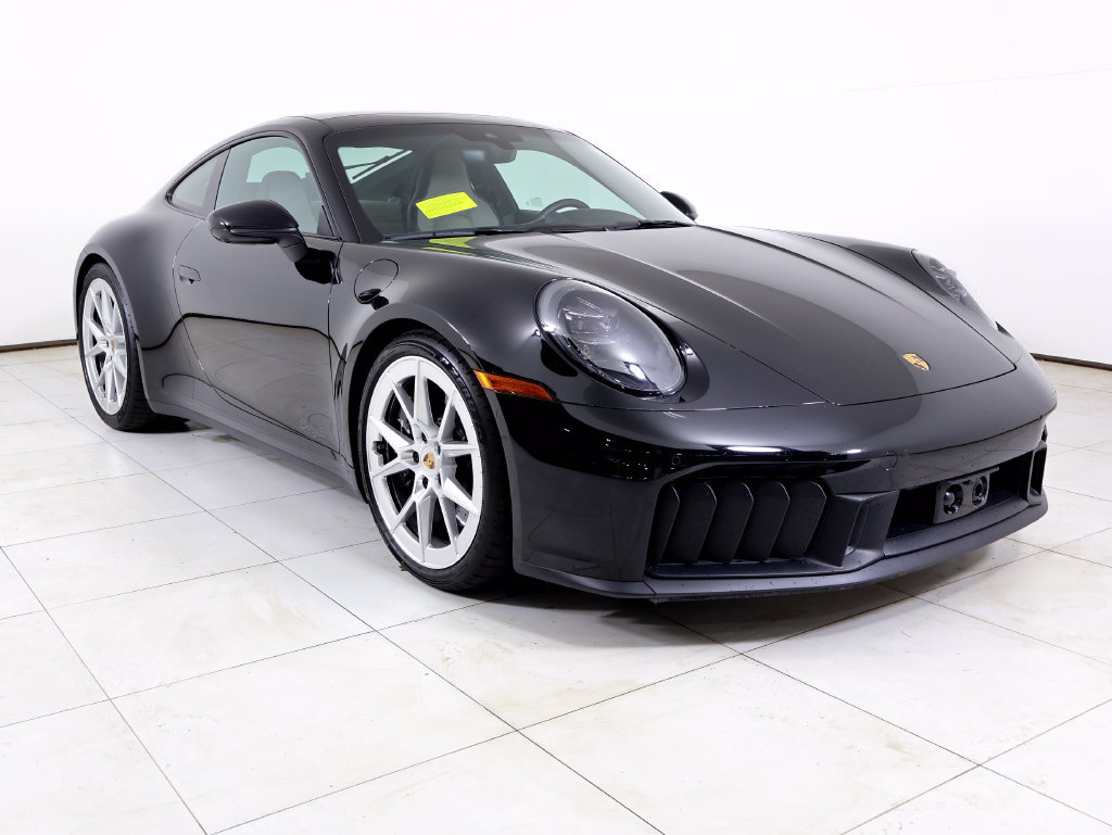 Certified 2025 Porsche 911 Carrera GTS RWD image 29