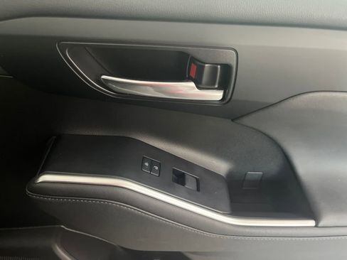 Used 2023 Toyota Highlander XSE image 58