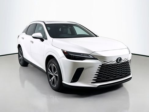 Used 2025 Lexus RX 350 Premium w/ Accessory Package (Z1) FWD image 3
