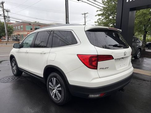 Used 2018 Honda Pilot EX image 6