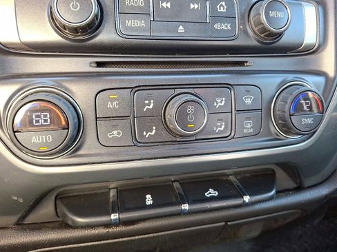 Used 2018 Chevrolet Silverado 1500 LT w/ All Star Edition image 17