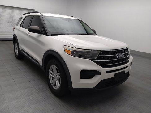 Used 2020 Ford Explorer XLT RWD image 13