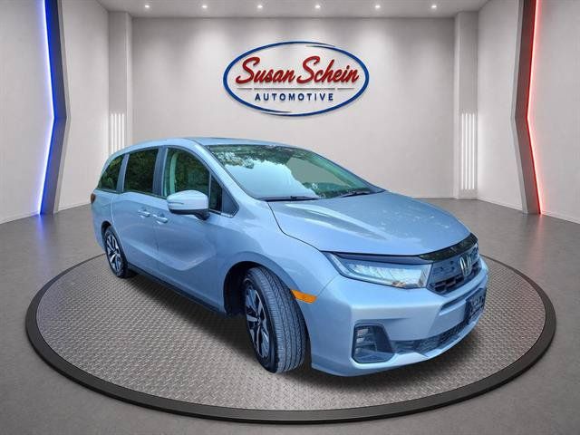 Used 2026 Honda Odyssey EX-L image 3