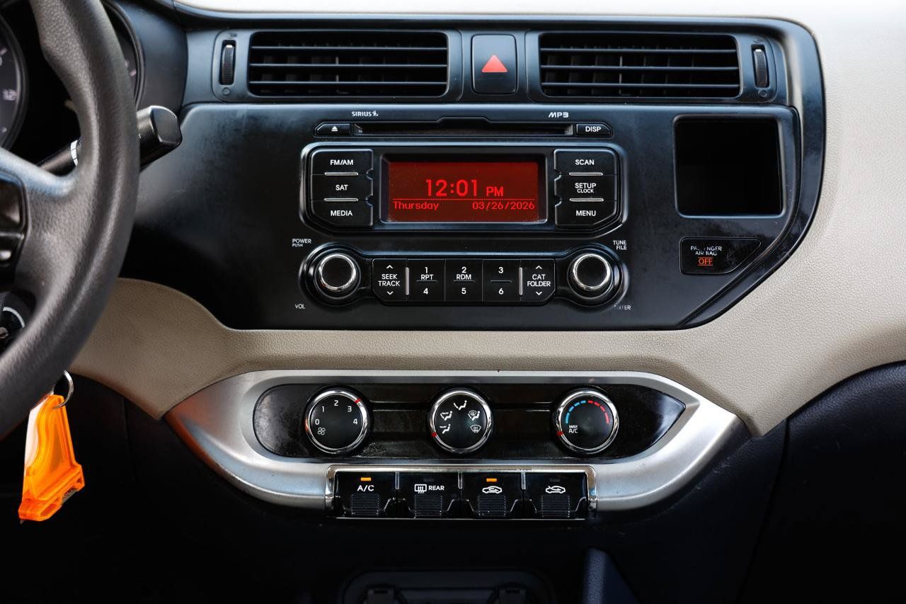 Used 2013 Kia Rio LX w/ PWR Pkg FWD image 33