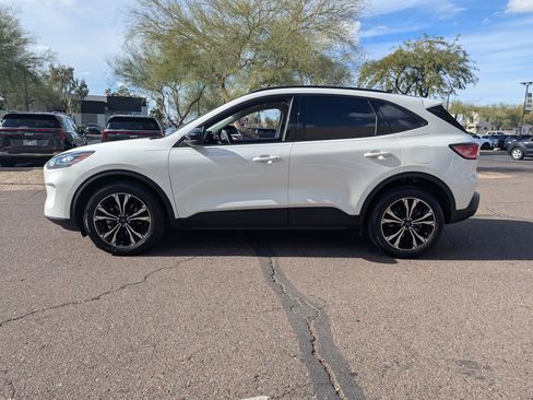 Used 2022 Ford Escape SEL w/ SEL Stealth AWD Package image 5