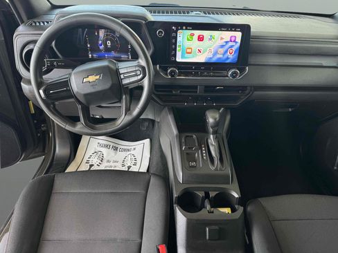 Used 2023 Chevrolet Colorado W/T RWD image 8