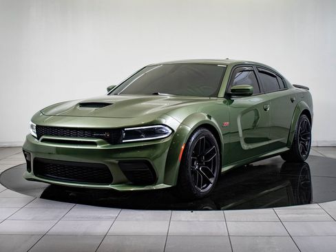 Used 2022 Dodge Charger Scat Pack image 1