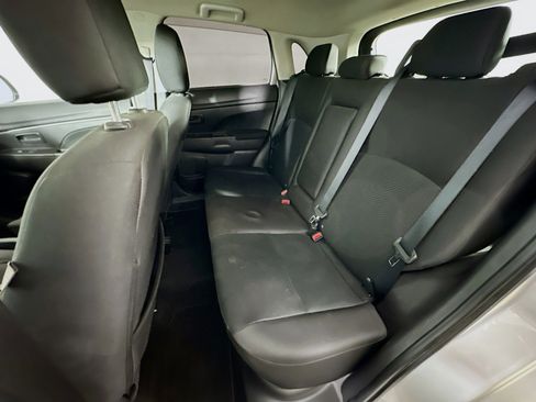Used 2015 Mitsubishi Outlander Sport ES FWD image 23