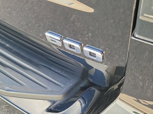 Used 2022 Cadillac Escalade Sport Platinum image 8