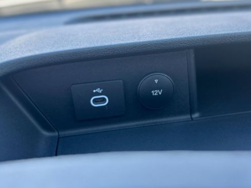 New 2025 Ford Transit 250 148 Medium Roof w/ Load Area Protection Package image 31