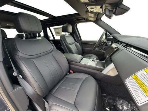 New 2026 Land Rover Range Rover Long Wheelbase SE AWD/4WD image 16