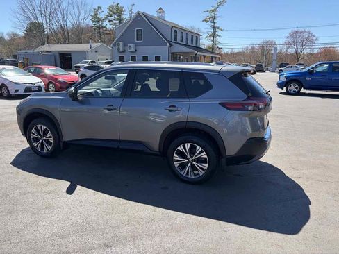 Used 2021 Nissan Rogue SV w/ Premium Package AWD/4WD image 8