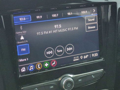 Used 2021 Chevrolet Traverse LS FWD image 13