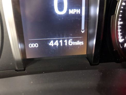 Used 2020 Toyota 4Runner Limited AWD/4WD image 18
