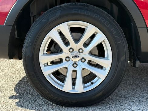 Used 2018 Ford Explorer XLT AWD/4WD image 26