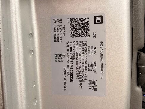 Used 2021 Chevrolet Express 2500 LS w/ Enhanced Convenience Package image 51