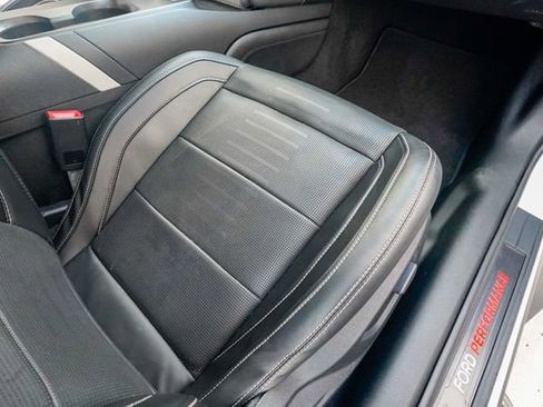 Used 2020 Ford Mustang Shelby GT500 w/ Technology Package RWD image 82