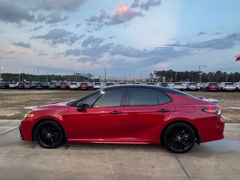 Used 2023 Toyota Camry XSE image 5
