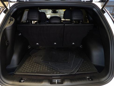 Used 2024 Jeep Compass Limited w/ Elite Group image 18