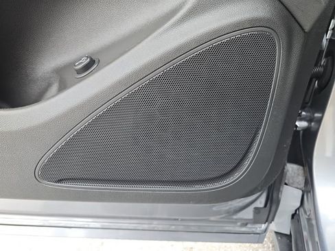 Certified 2020 Buick Envision Essence w/ LPO, Cargo Package image 17