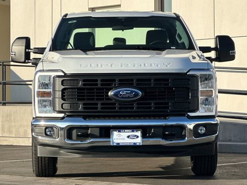 New 2026 Ford F250 XL w/ XL Chrome Package image 8