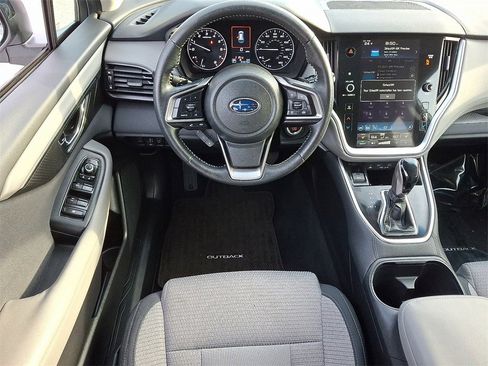 Used 2020 Subaru Outback Premium image 11