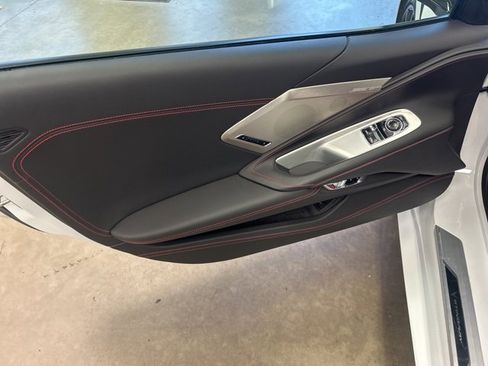 Used 2023 Chevrolet Corvette Stingray Premium Cpe w/ Z51 Performance Package image 13