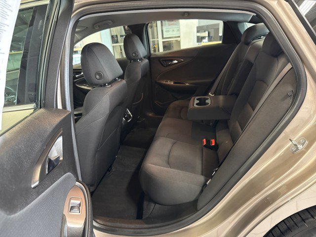 Used 2025 Chevrolet Malibu LT FWD image 24