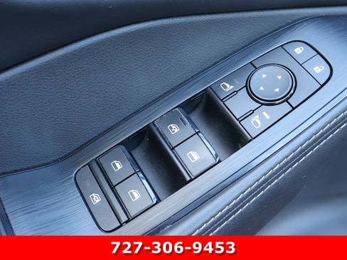 Used 2021 Nissan Rogue SV w/ Premium Package image 16