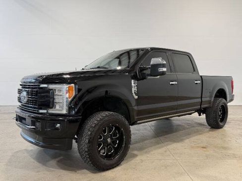 Used 2017 Ford F350 Platinum w/ Platinum Ultimate Package AWD/4WD image 1