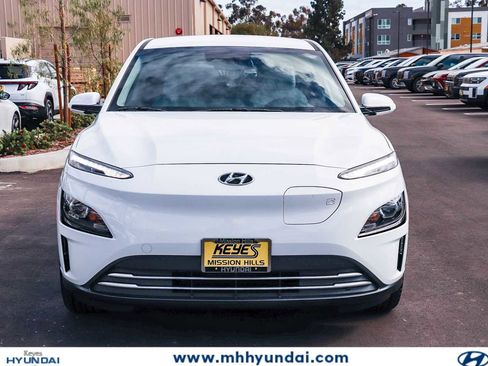 Certified 2023 Hyundai Kona SE FWD image 6