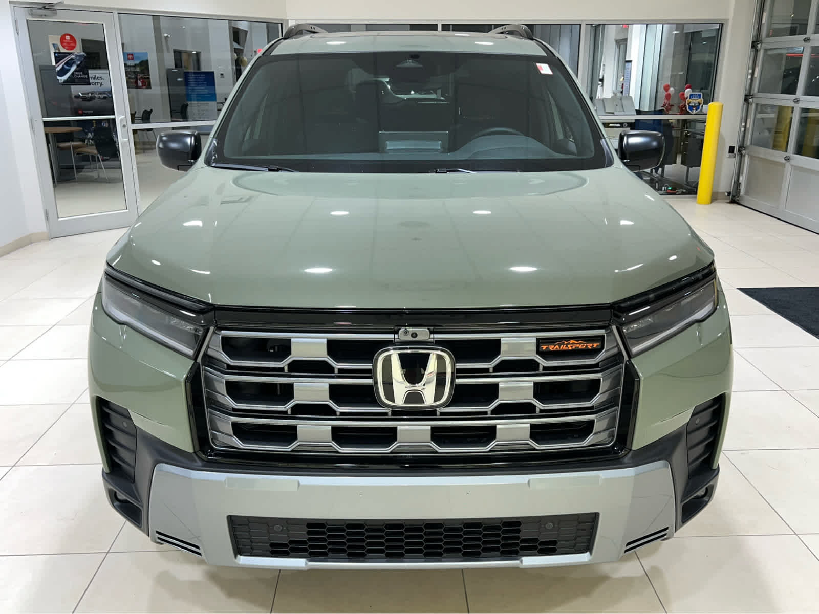 New 2026 Honda Pilot TrailSport image 4