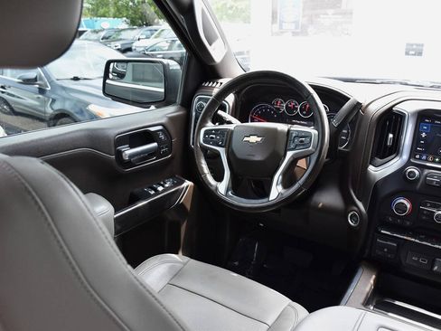 Used 2019 Chevrolet Silverado 1500 LTZ w/ LTZ Convenience Package RWD image 14