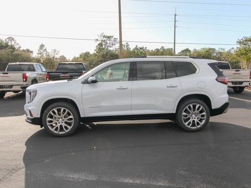 New 2026 GMC Acadia Denali w/ Super Cruise Package image 5
