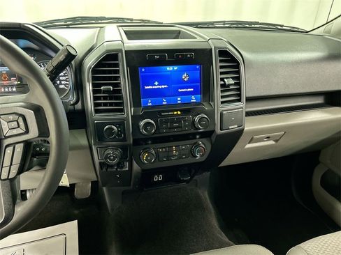 Used 2019 Ford F150 XLT w/ Trailer Tow Package image 18
