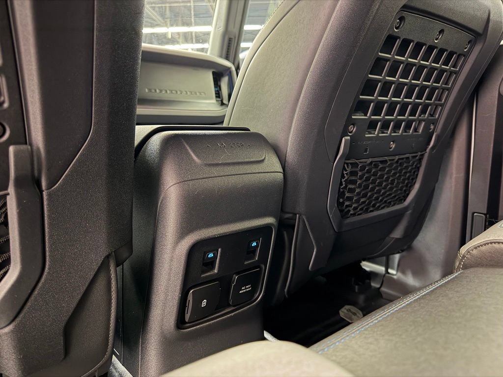 Used 2023 Ford Bronco Black Diamond AWD/4WD image 17