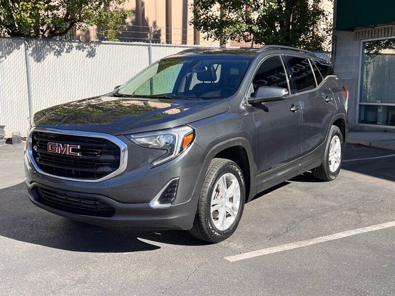Used 2018 GMC Terrain SLE w/ Infotainment Package I AWD/4WD image 3