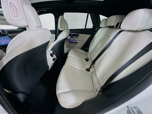 New 2026 Mercedes-Benz GLC 300 4MATIC image 27