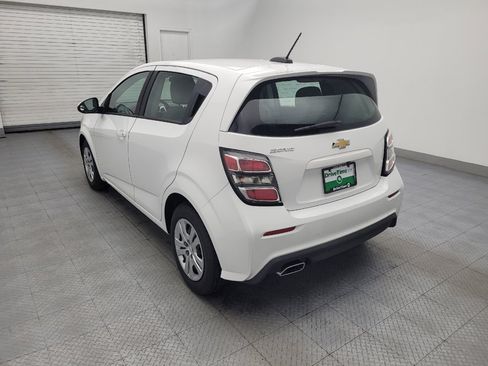Used 2017 Chevrolet Sonic LT image 5