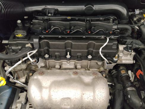 Used 2019 Jeep Compass Limited FWD image 30