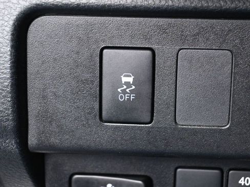 Certified 2020 Toyota Tacoma TRD Off-Road image 14