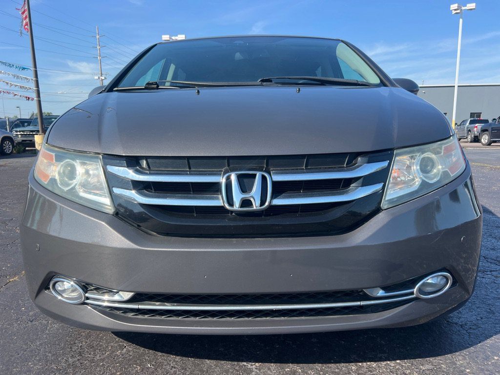 Used 2015 Honda Odyssey Touring image 2