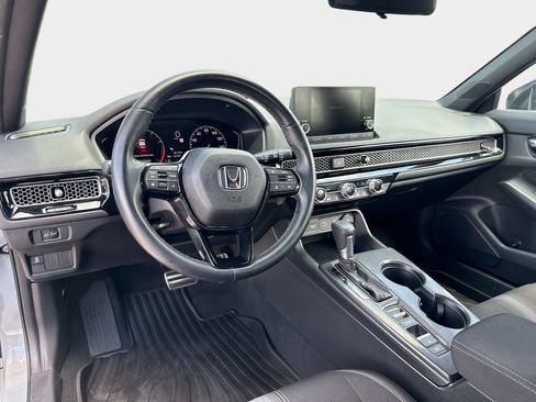 Used 2025 Honda Civic Sport image 15