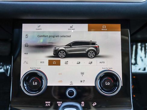 Used 2022 Land Rover Range Rover Evoque SE image 14