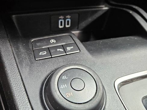 Used 2019 Ford Ranger XLT w/ Equipment Group 301A Mid AWD/4WD image 16