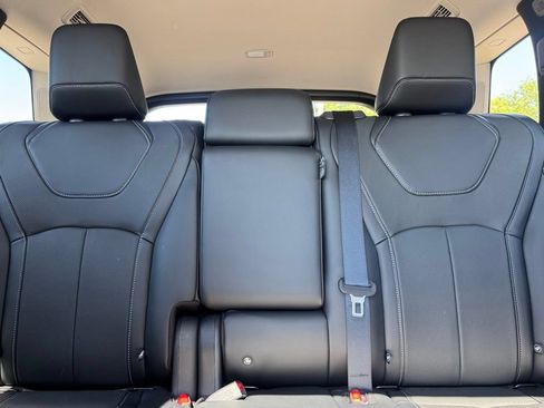 Used 2023 INFINITI QX60 Luxe w/ Vision Package AWD/4WD image 26