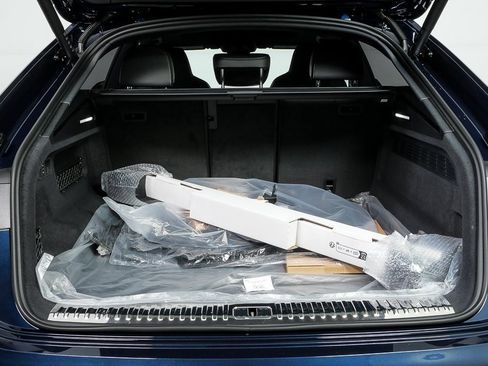 New 2026 Audi SQ8 Prestige image 32