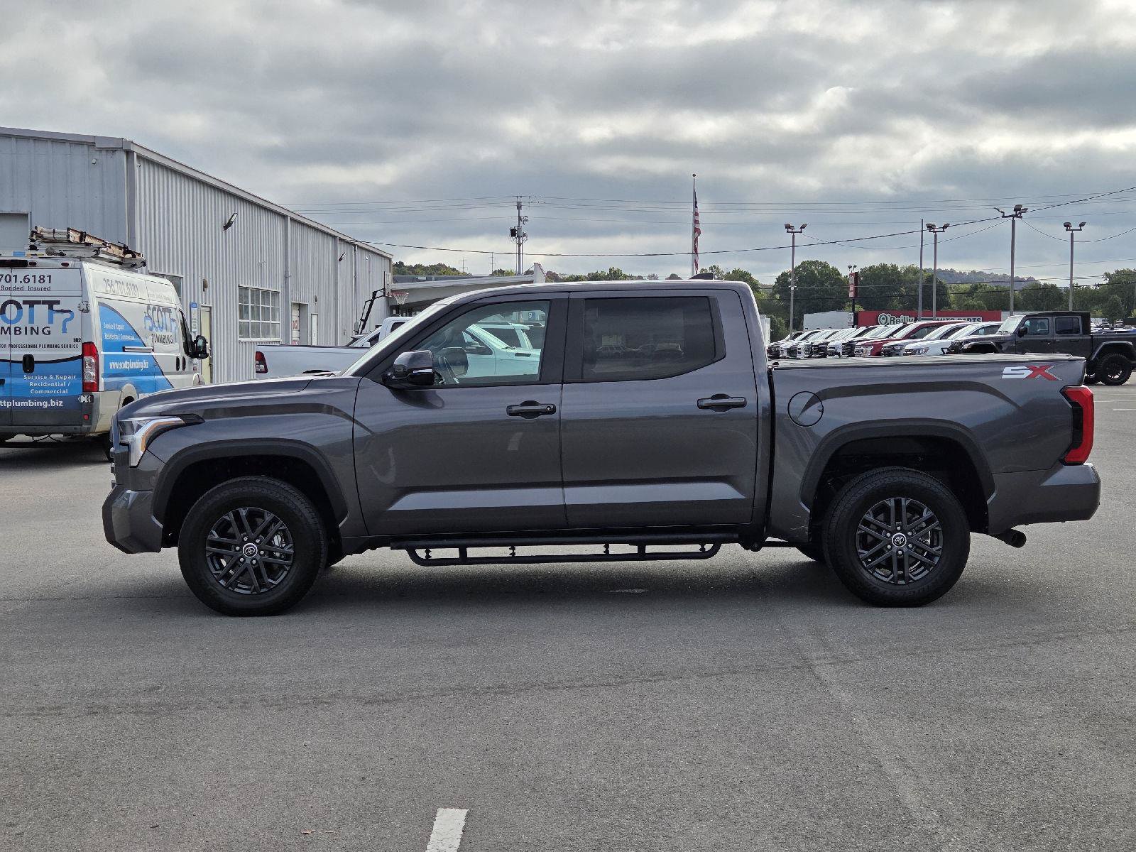 Used 2024 Toyota Tundra SR5 w/ SR5 Convenience Package AWD/4WD image 6